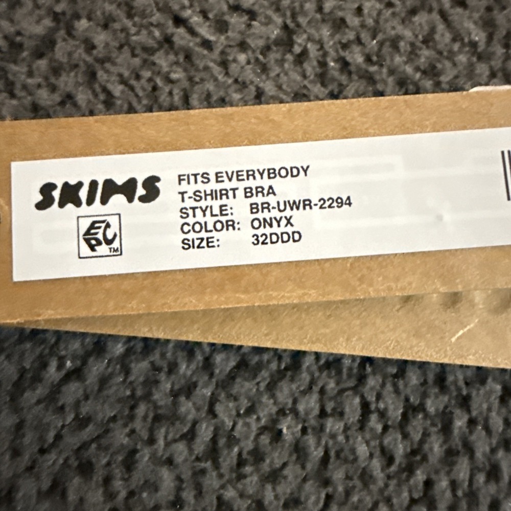 Skims Fits Everybody T-Shirt Bra Onyx Black 32DDD BR-UWR-2294 NWT - Picture 5 of 5